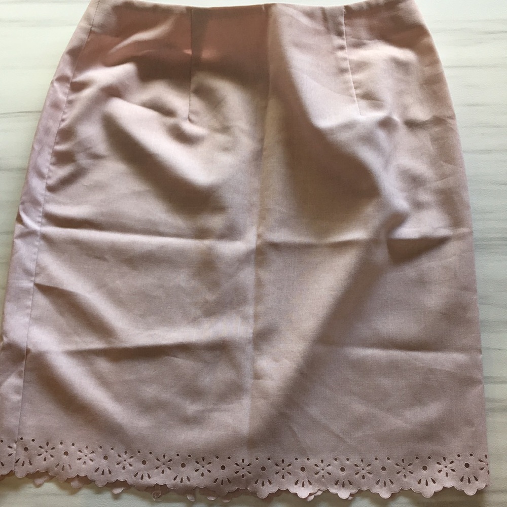 Pink business skirt. Worn once, great fit and quality.